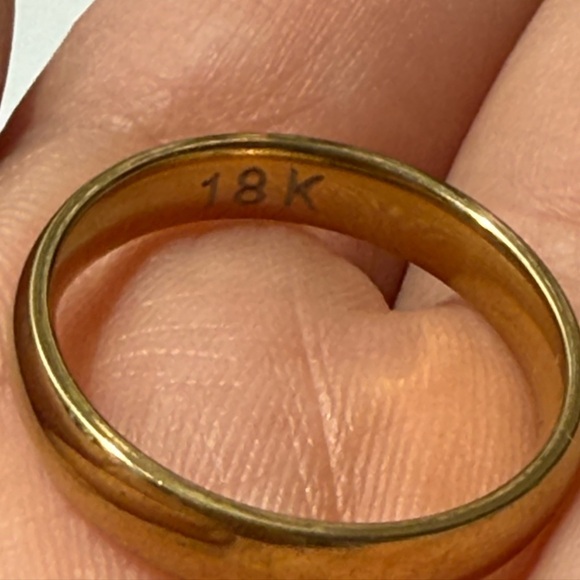 18K Gold Wedding Band Ring Stainless Steel - Picture 10 of 12